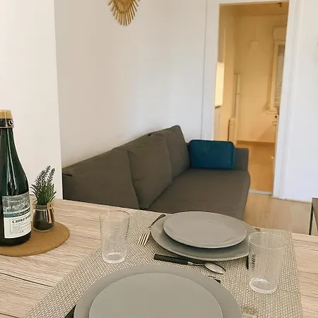 Dalikyda - De Paix - Parking Gratuit 公寓