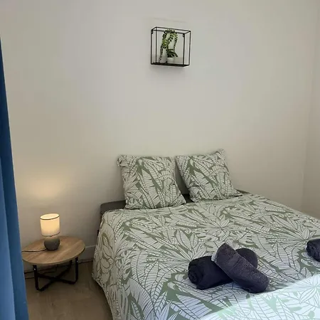 Dalikyda - De Paix - Parking Gratuit