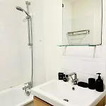 Dalikyda - De Paix - Parking Gratuit