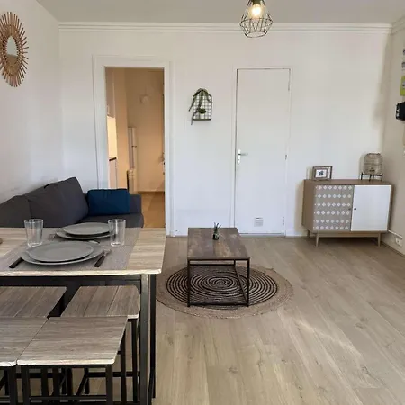 Dalikyda - De Paix - Parking Gratuit アパート