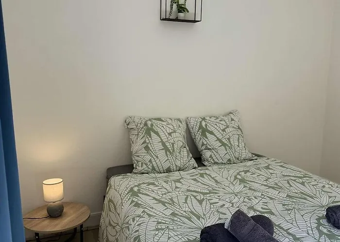 Dalikyda - De Paix - Parking Gratuit